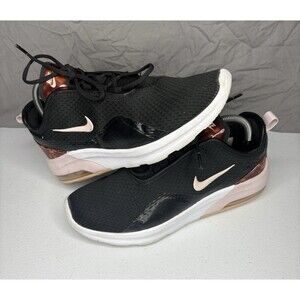 Women's Nike Air Max Motion 2 Sneakers Black Floral Size 10 CU4762-001 Shoe